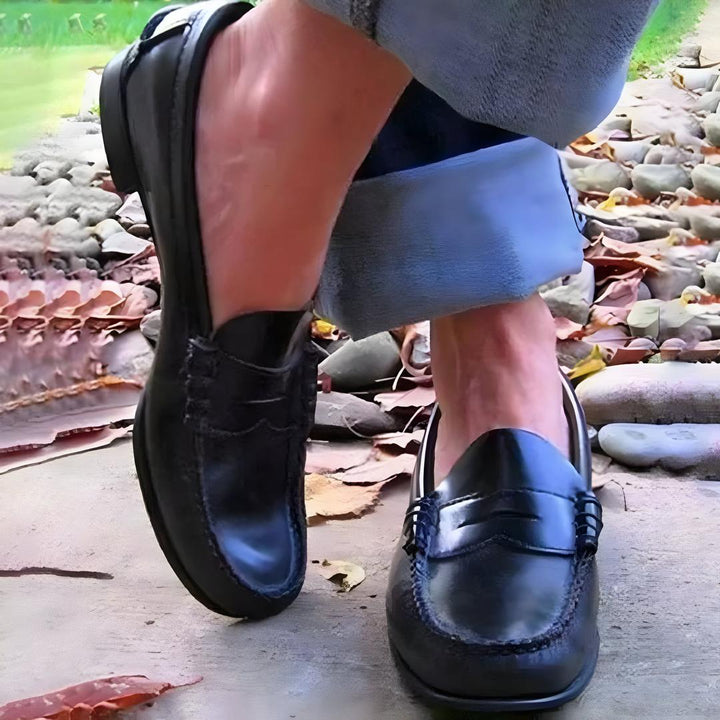 Avery | Women’s Vintage Slip-On Loafers