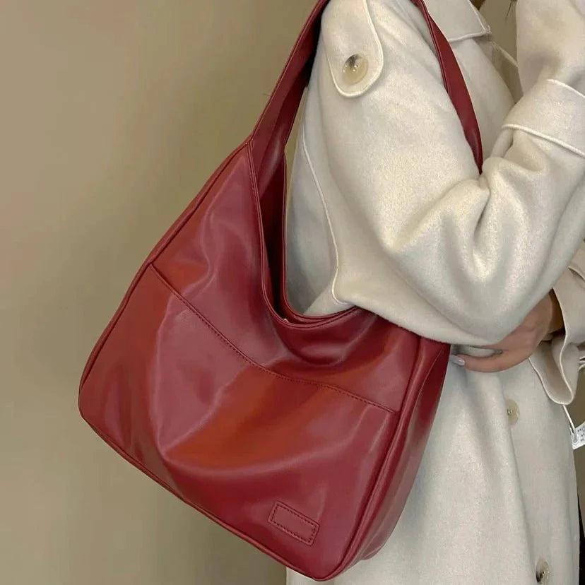 Erin | Akari Hobo Bag