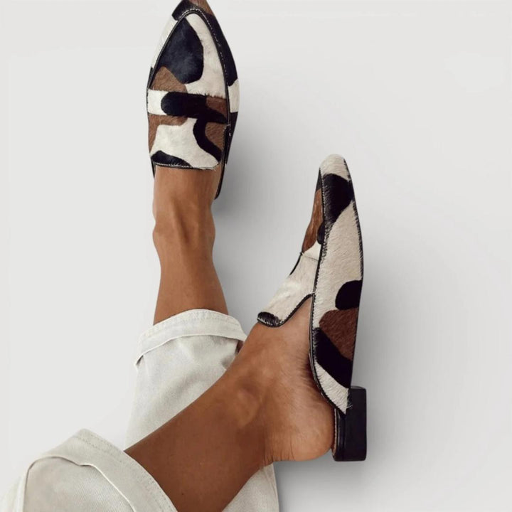 Kaitlyn | Mocassins With Abstract Pattern