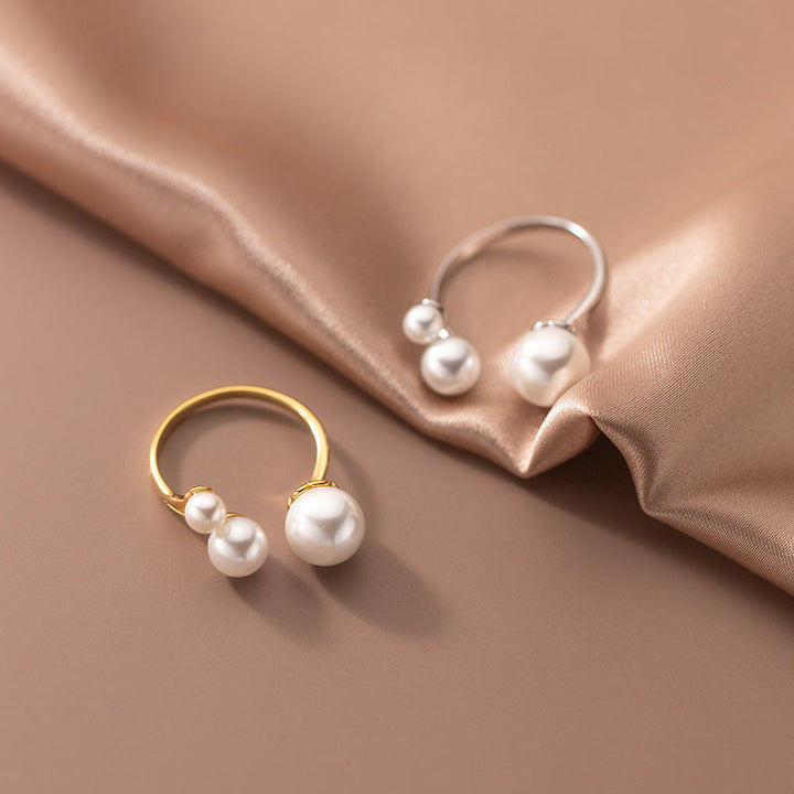 Adjustable Triple Pearl Ring