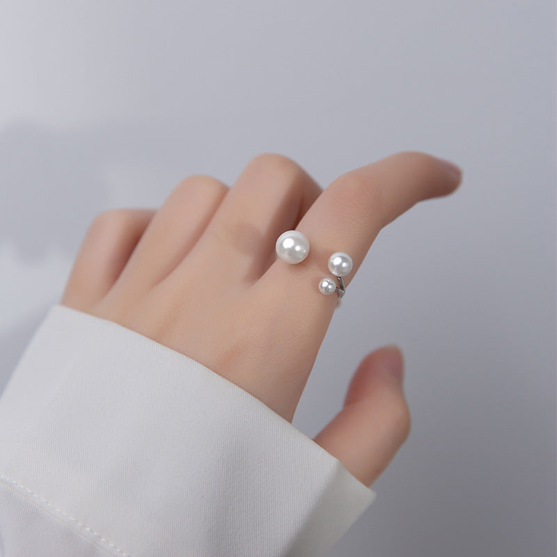Adjustable Triple Pearl Ring