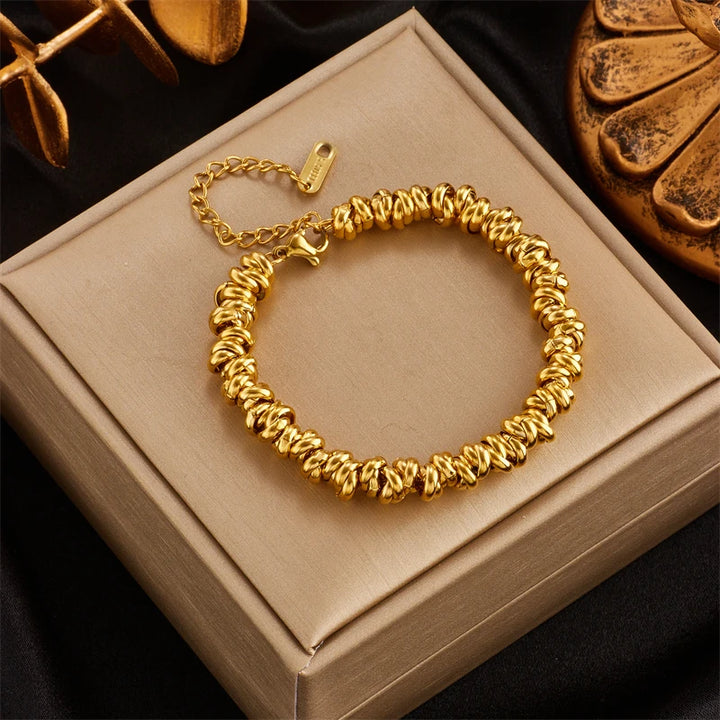 Lustrous Loop Bracelet