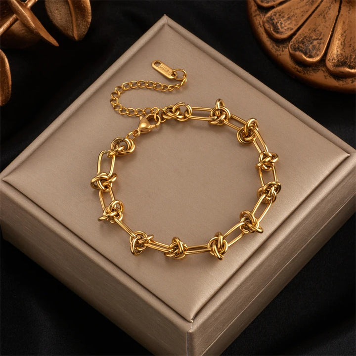 Adjustable Luxurious Bracelet