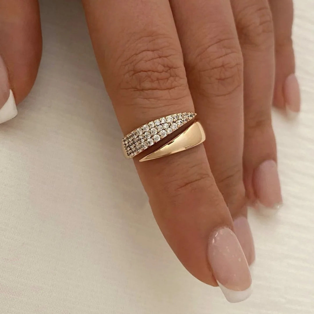Geometric Crystal Ring
