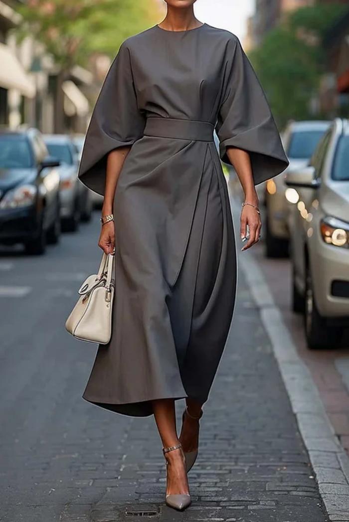 Wendy | Elegant Dress with Lantern Sleeves