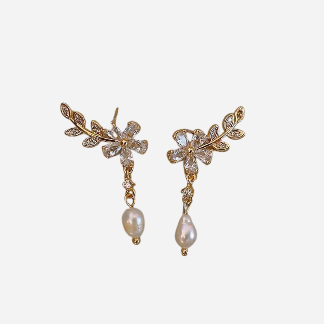 Handmade Pearl Daisy Earrings
