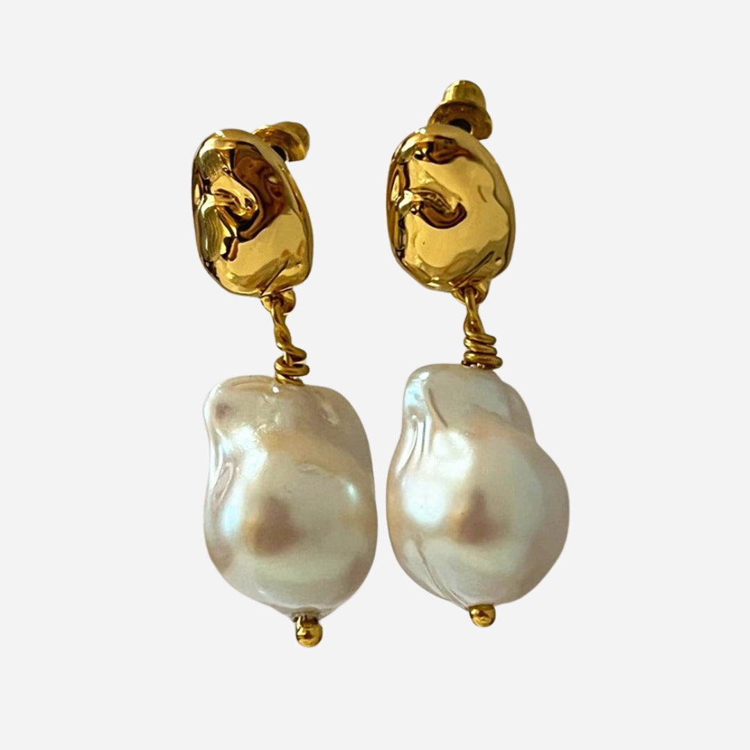 Hanging Baroque Pearl Earrings