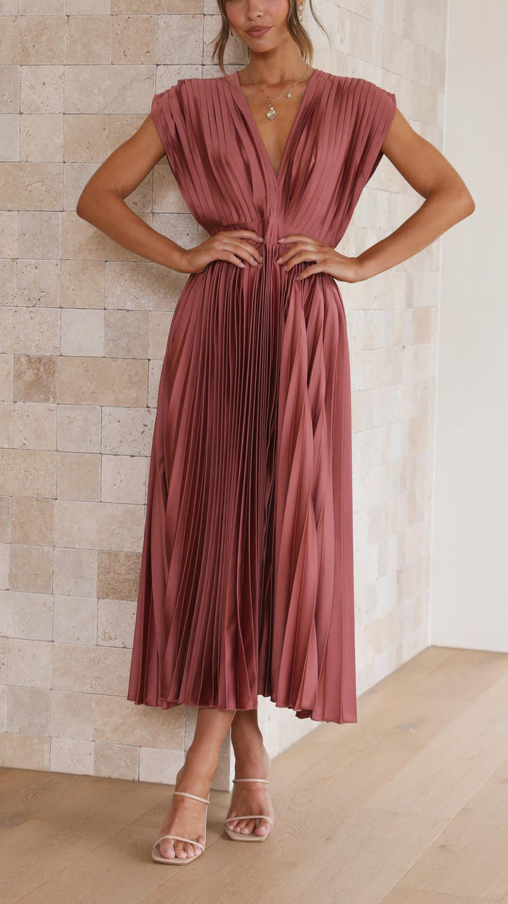 Stella | Pleated Maxi Dress