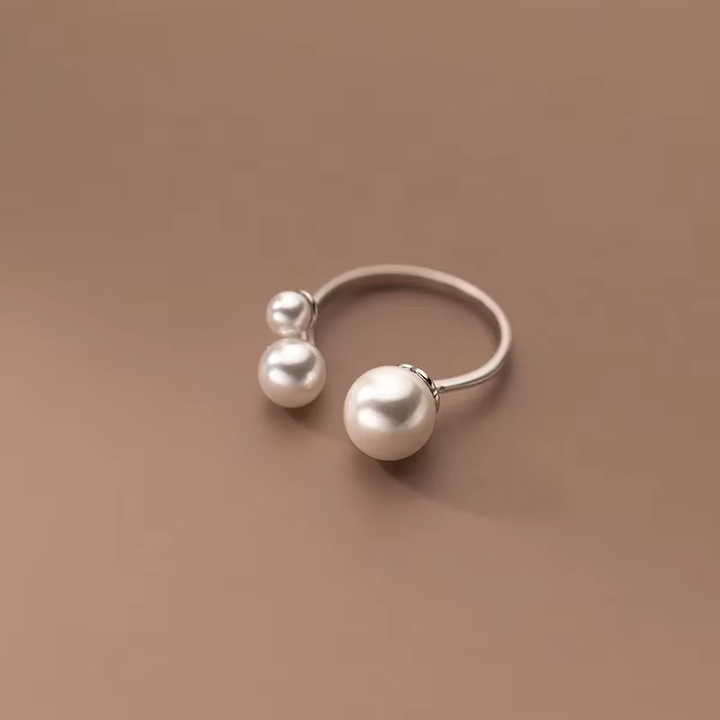 Adjustable Triple Pearl Ring