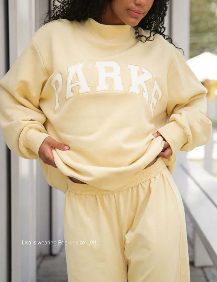 Aubrey | Women's Oversized Crewneck Sweater